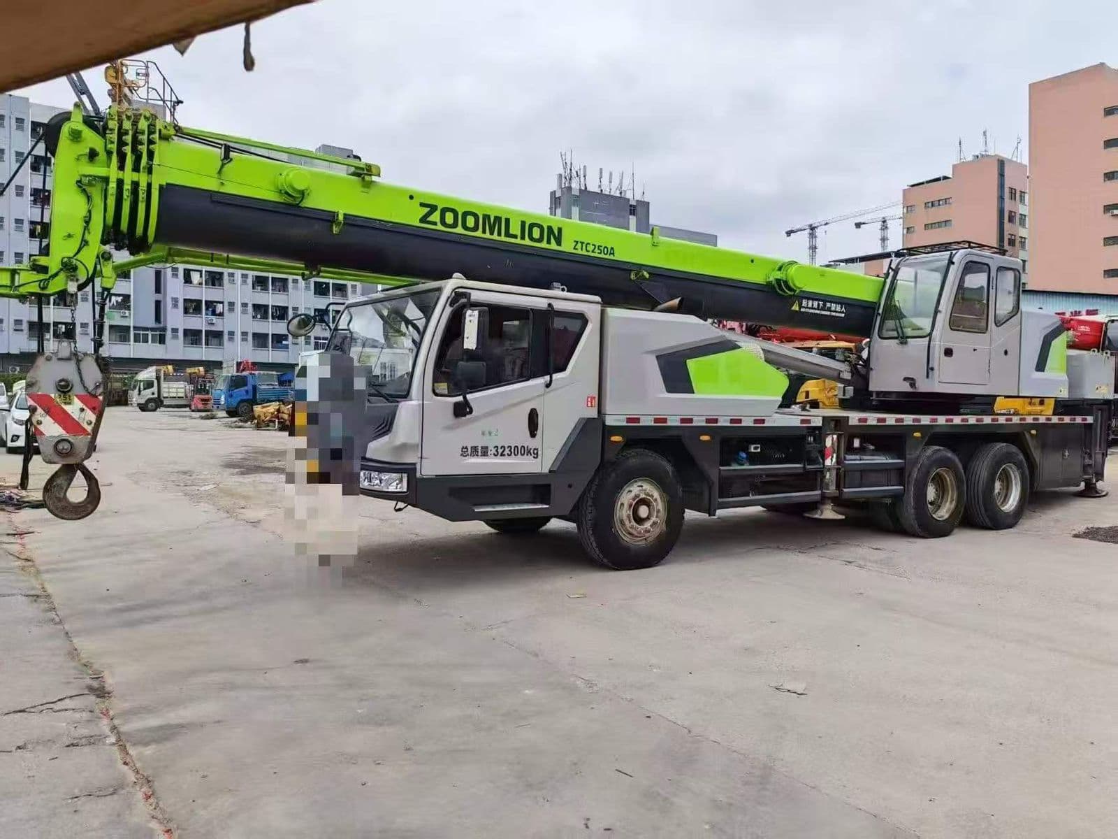 Zoomlion ZTC250A